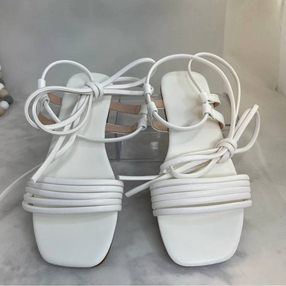 Girls White Block Heel Sandals with Ankle Straps size 4